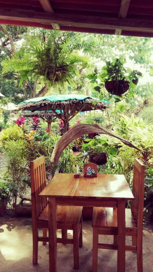 Tiki Dorm Villa Santa Catalina Esterno foto