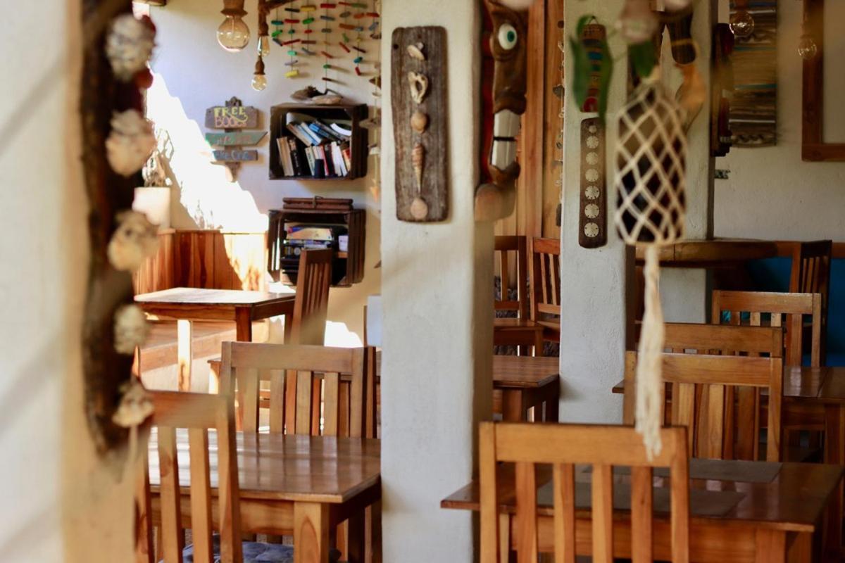 Tiki Dorm Villa Santa Catalina Esterno foto
